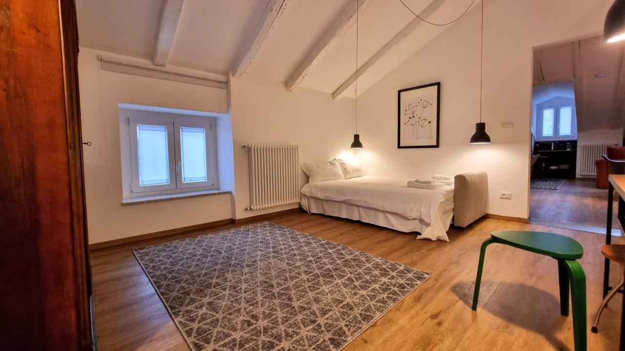 Roma 30 - Poema Apartment ตรีเอสเต ภายนอก รูปภาพ