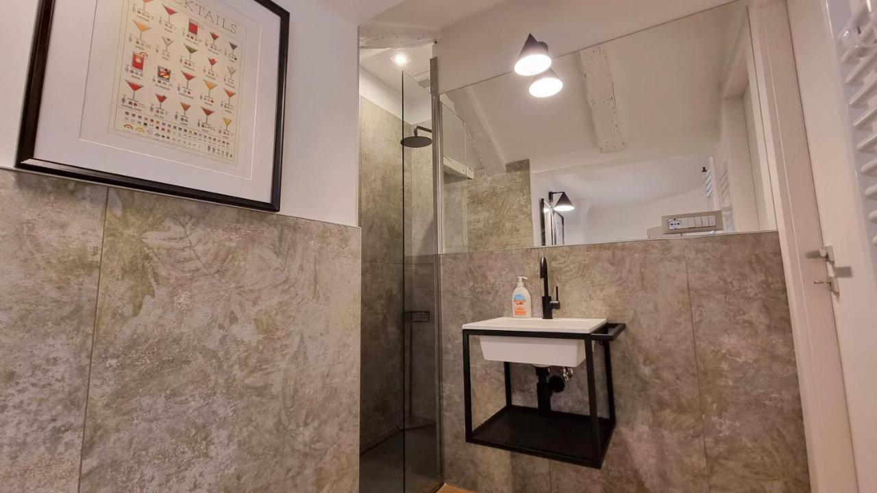 Roma 30 - Poema Apartment ตรีเอสเต ภายนอก รูปภาพ