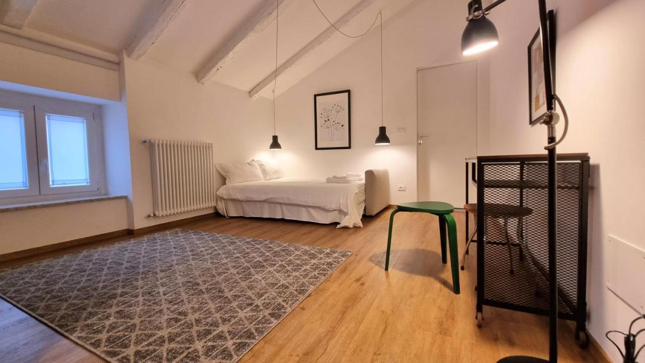 Roma 30 - Poema Apartment ตรีเอสเต ภายนอก รูปภาพ